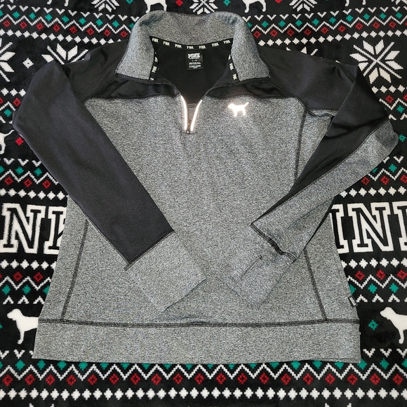 ❌SOLD❌VS Ultimate Half Zip Size Large - NWOT - Picture 3 of 6